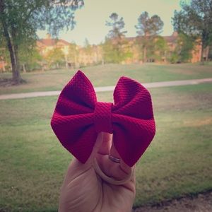 Red bow